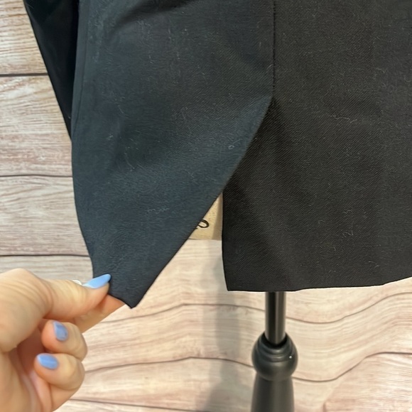 J. Crew Regent Blazer Wool Black Size 2 Feminine & Fitted Popped Collar - Picture 7 of 13